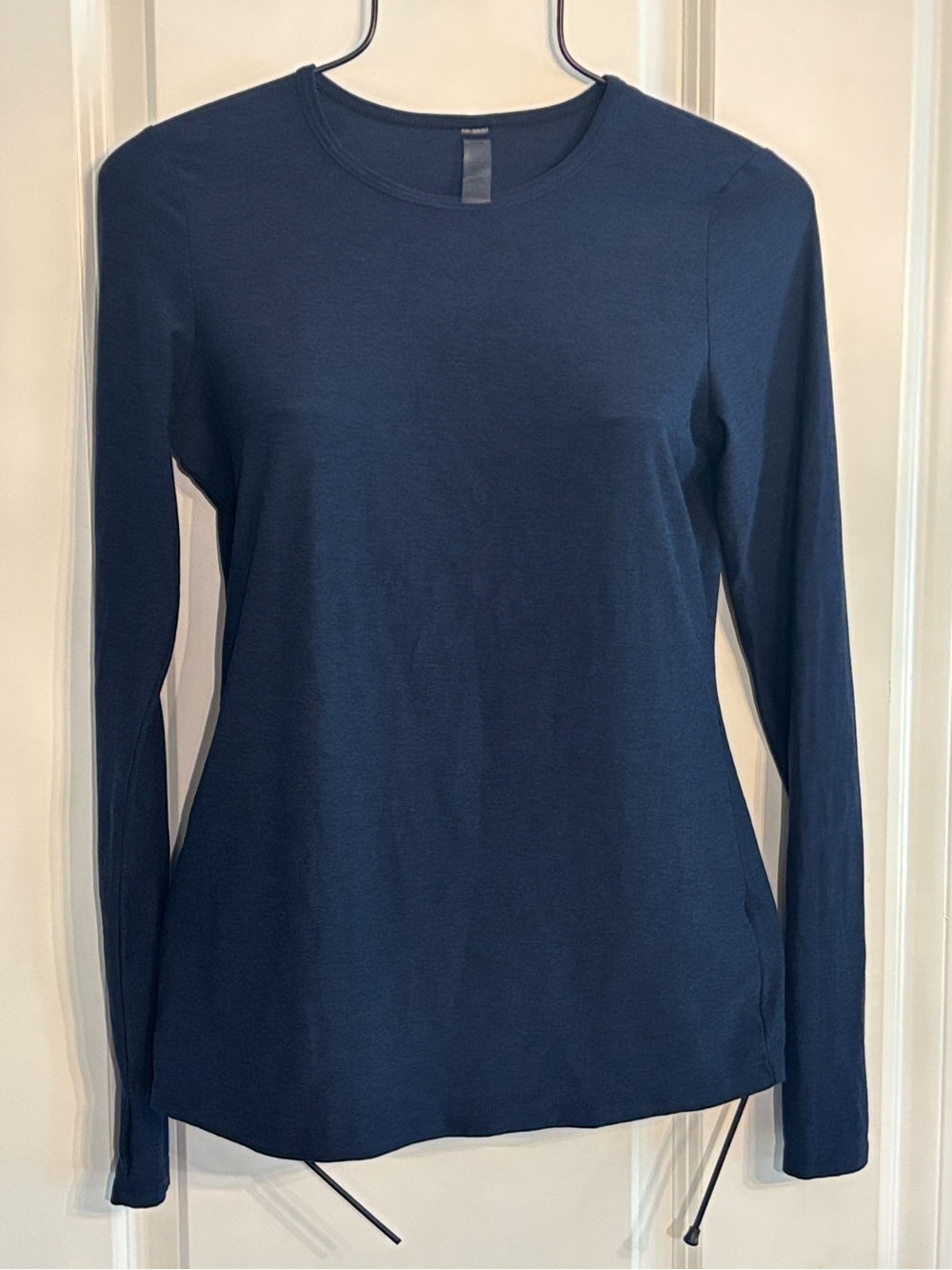 Beyond Yoga Women's Long Sleeve Crewneck Top - Heather Navy. Size Medium